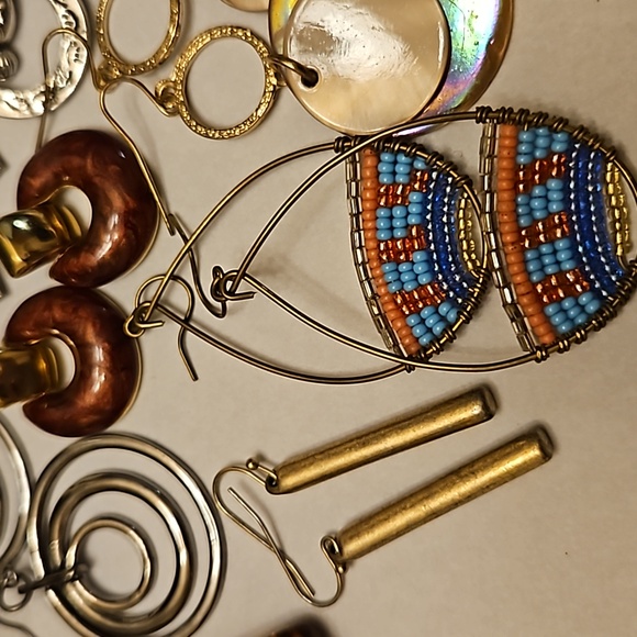 Lot of Earrings - 14 Pair - Picture 8 of 9